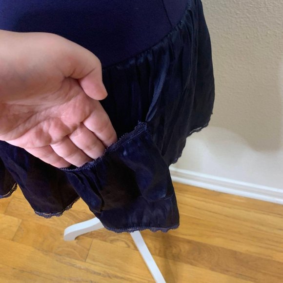🦄  Charlotte Russe / Small / Navy Silk Skirt - Picture 2 of 8